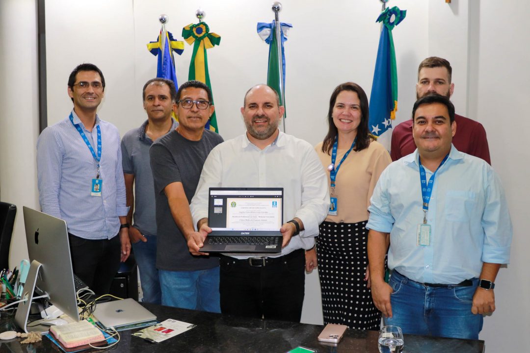 UFMS passa a emitir diplomas digitais para cursos de pós-graduação